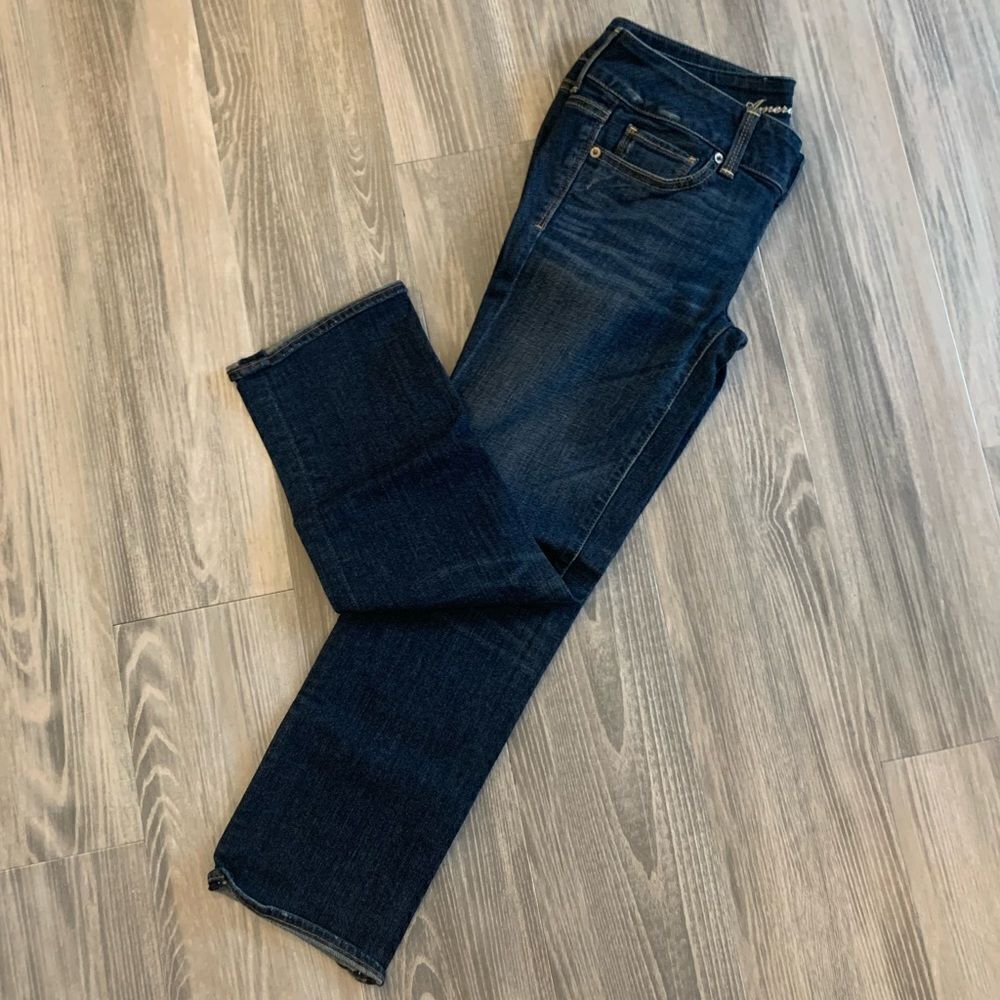 American Eagle artist crop size 4